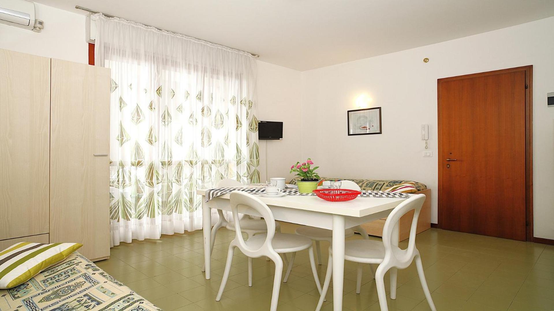 Apartamento Residenza Gardenia Lignano Sabbiadoro Exterior foto